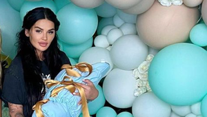 Plačková neotáľa! S 10-dňovým Dionom a o 17 kíl ľahšia vyrazila na prvú dovolenku po pôrode!