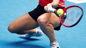 Šport ide bokom. Tenisová hviezda bude MAMOU!