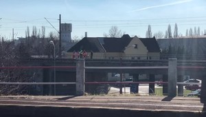 Nehoda pri železničnej stanici. Prichádzajúci rýchlik zrazil muža