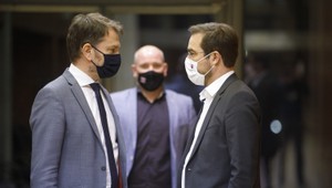 Keď vládnu šašovia, na smiech je celý štát