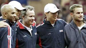 McEnroe rezignoval na post kapitána amerického daviscupového tímu