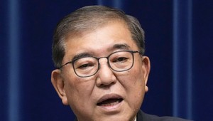 Japonský premiér Šigeru Išiba oznámil rezignáciu