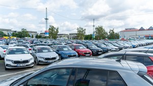 V reakcii na rast životných nákladov AAA AUTO vyzýva zákazníkov: požiadajte o individuálnu zľavu pri nákupe auta