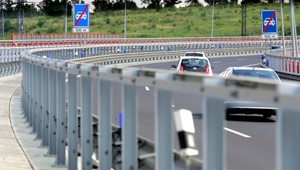 Koniec bezplatných diaľníc v Nemecku. V roku 2020 si vodiči siahnú do peňaženiek