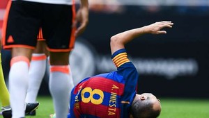 Iniesta mimo hry šesť až osem týždňov. El Clásico v ohrození