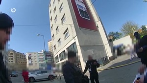 Útok v Bratislave: Bitka v predajni skončila zranením aj obvinením SBS-károv