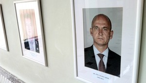 Kuriozita v Galérii Spišiakových predchodcov. Čo stojí za jeho fotografiou?