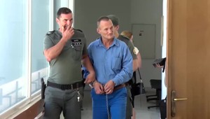 Muž sa pokúsil zavraždiť družku. Obhajoval ho advokát obvinený z vraždy Daniela Tupého