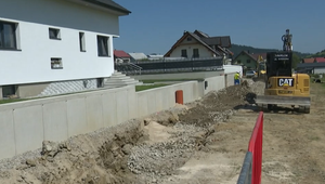 Úrad pre verejné obstarávanie čelí kritike. Podľa Tarabu blokuje modernizáciu a dôležité projekty