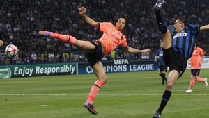 Obhajca má proti Interu nôž na krku, hodiny idú proti Barcelone