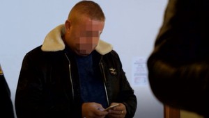 Zadržali Norberta K., ktorého považovali za posledného pápayovca. Na políciu údajne prišiel sám