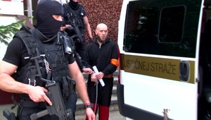 Syna bil a kopal, chodil špinavý a pomočený. Miroslav pozná svoj trest