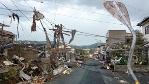 VIDEO: Na Japonsko udrelo po cunami tornádo