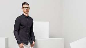 Koronakríza dostihla aj Ronalda. Strihať sa musel doma