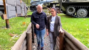 Z prvej línie do múzea. Na Slovensku vystavujú dôkaz ruských útokov na civilistov