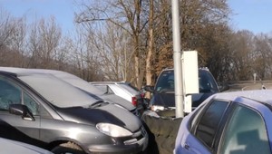 Stovky hrdzavých vrakov zmizli zo dňa na deň