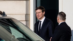 Srbského ministra kultúry obžalovali v súvislosti s výstavbou hotela spojenou s Trumpovým zaťom