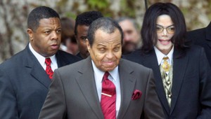 Zomrel otec Michaela Jacksona