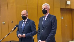 Spojenci sa presúvajú k hraniciam, Rusko sa vyhráža odvetou. Sme pripravení pomôcť Ukrajine?