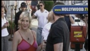 Lindsay sa tvári že je tehotná, Tori porodila