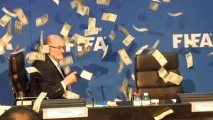 Blatter, Valcke a Kattner sa obohatili o 80 miliónov dolárov
