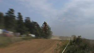 Motokrosár Dosza v triede E3 na 2. mieste