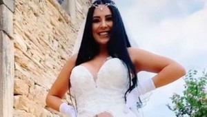 Nevesta šokovala výberom svadobných šiat: Myslíte si, že ju TAKTO pustia do kostola?