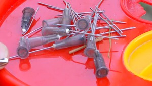 Ohrozené deti v Galante. Na ihrisku opakovane našli rozsypané injekčné ihly