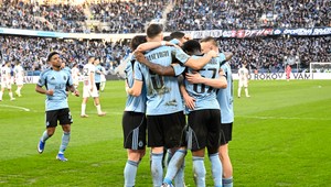 Slovan v derby roztrhal Trnavu na kusy