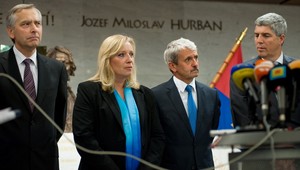 Pravica zaplatila daň, predčasné voľby 10. marca 2012