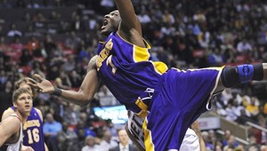 Lakers zdolali New Jersey a sú víťazmi Západnej konferencie