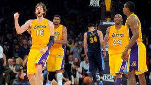 NBA: Nevídaná šnúra Lakers, uspeli tretíkrát za sebou