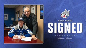 Mladší brat Šimona NEMCA sa sťahuje do ZÁMORIA