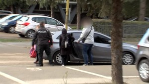 Malo ísť o ukážku cvičených psov. Školáčku obvinili z drogovej činnosti