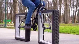 Hranatý bicykel? Tak to tu ešte skutočne nebolo!