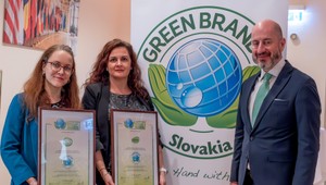 Značky dmBio a alverde Naturkosmetik získali pečať kvality Green Brands