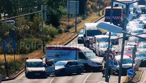 Dopravná nehoda na frekventovanej križovatke v Bratislave: Na úseku sa tvorí veľká kolóna