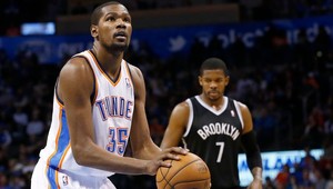 NBA: LA Clippers stratili víťaznú niť, Durant nervy