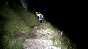 VIDEO: Tatranskí horskí záchranári pomáhali českým a poľským turistom, ktorých uväznila búrka