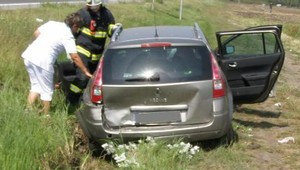 Nehoda na R1! Zranili sa deti aj tehotná žena