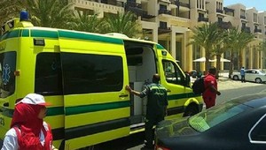 Muž zaútočil nožom na turistov v egyptskom letovisku. Dvaja z nich zraneniam podľahli