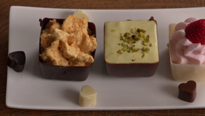 Dezert: S vložením cukru a farby