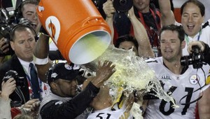 Super Bowl ako súboj bratov Harbaughovcov