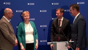 Do nového bloku Mochoviec začali navážať jadrové palivo