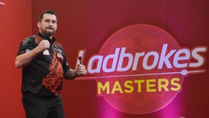 The Masters 2021: Prekvapivý víťaz Clayton získal titul aj miestenku v Premier League