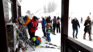 Preplnené Tatry. Ak sa tam chystáte, obrňte sa trpezlivosťou