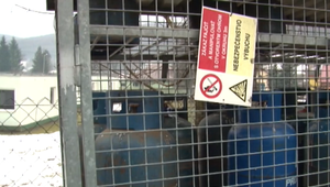 Mladý muž sa snažil podpáliť plynovú fľašu. Trestu sa však vyhne