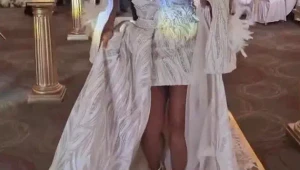 Hejteri zvozili mamu nevesty: Mohla si TOTO obliecť na dcérinu svadbu?