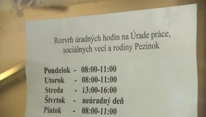 Pracovníčky pezinského úradu práce pracovali pre zločineckú skupinu