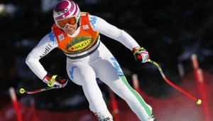 Merighettiová so zlomeným palcom senzačne dobyla Cortinu